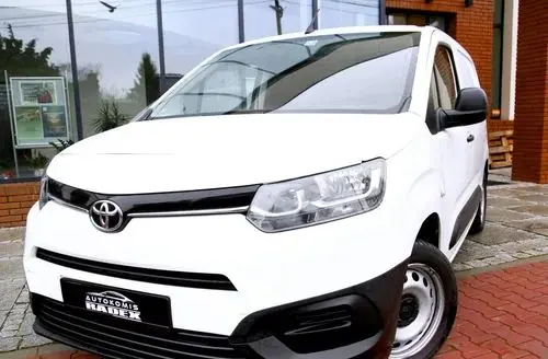 TOYOTA Proace City 