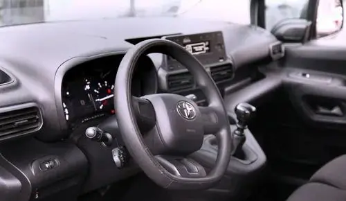 TOYOTA Proace City 
