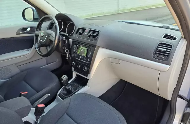 SKODA Yeti 