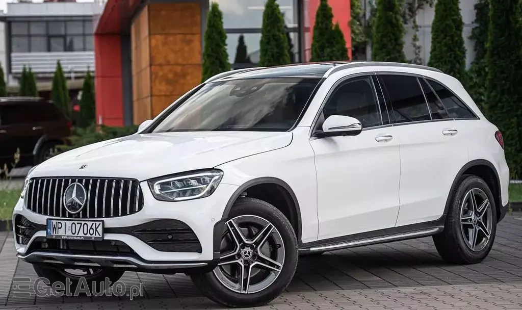 MERCEDES-BENZ GLC 