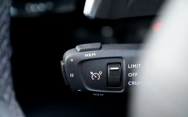 DS AUTOMOBILES DS 7 Crossback 