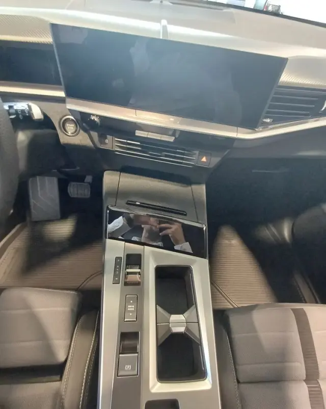 OPEL Grandland 1.2 mHEV GS eDTC6