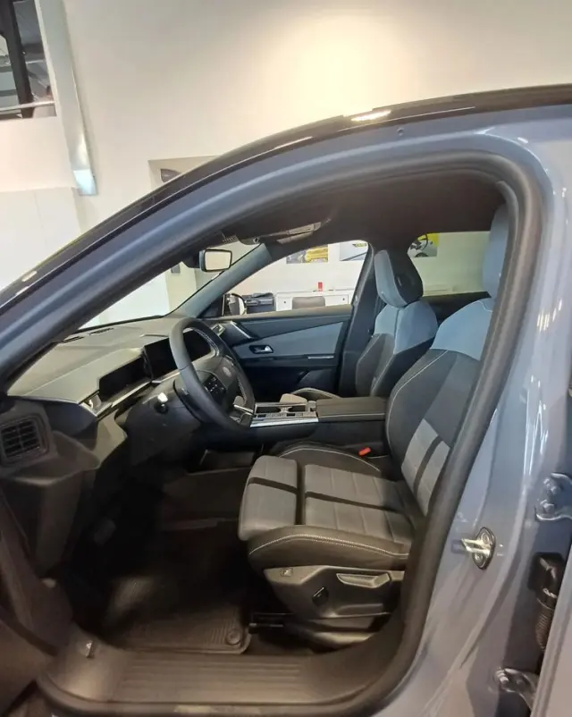 OPEL Grandland 1.2 mHEV GS eDTC6