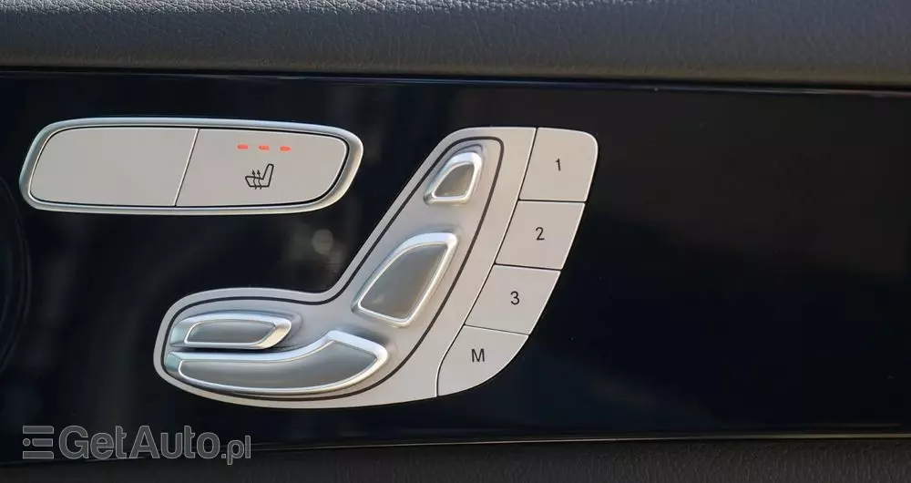 MERCEDES-BENZ GLC 300 e 4Matic 9G-TRONIC