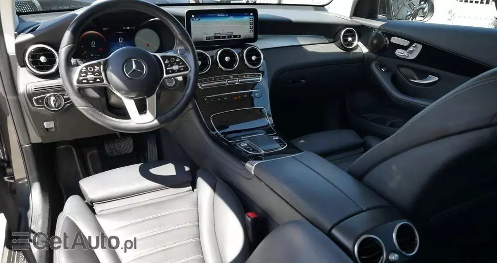 MERCEDES-BENZ GLC 300 e 4Matic 9G-TRONIC