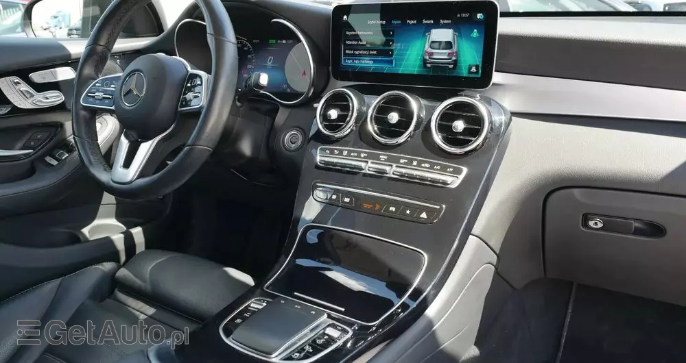 MERCEDES-BENZ GLC 300 e 4Matic 9G-TRONIC