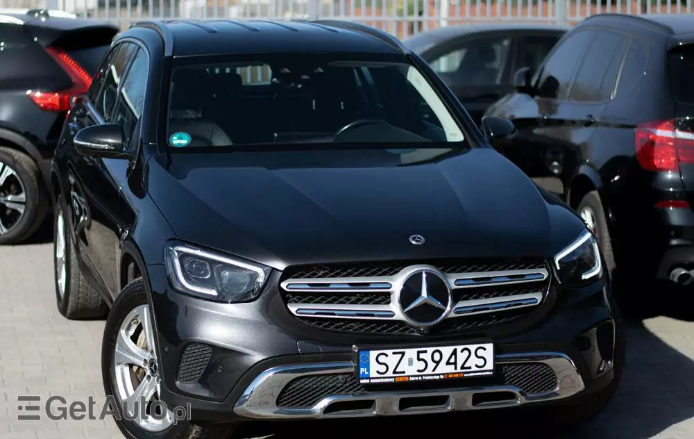 MERCEDES-BENZ GLC 300 e 4Matic 9G-TRONIC