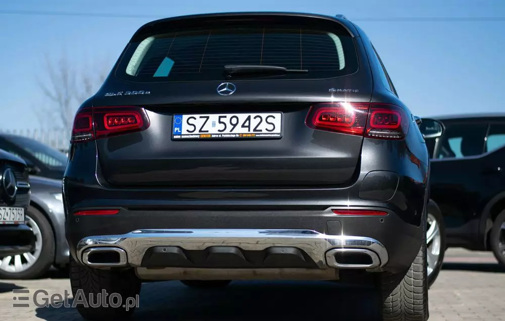 MERCEDES-BENZ GLC 300 e 4Matic 9G-TRONIC
