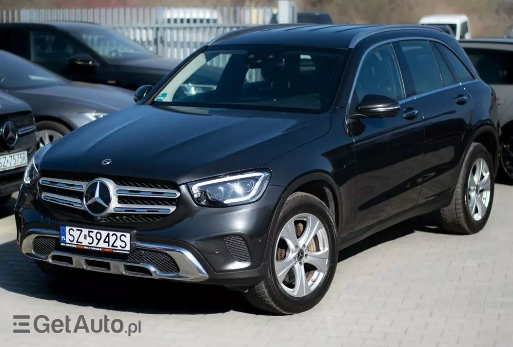 MERCEDES-BENZ GLC 300 e 4Matic 9G-TRONIC