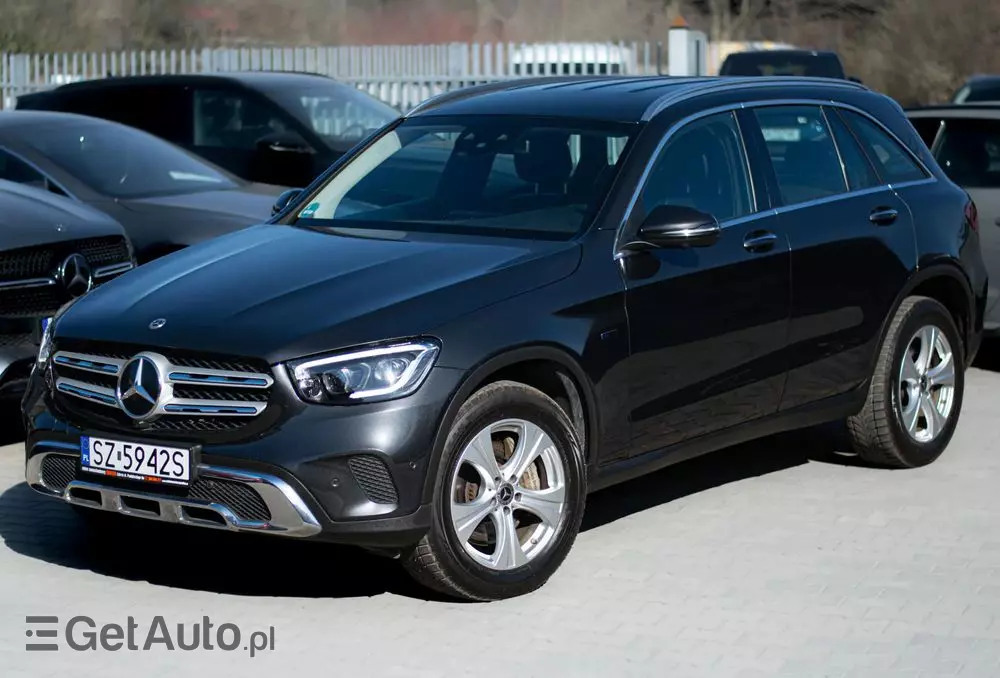 MERCEDES-BENZ GLC 300 e 4Matic 9G-TRONIC