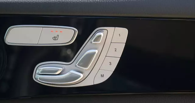 MERCEDES-BENZ GLC 300 e 4Matic 9G-TRONIC