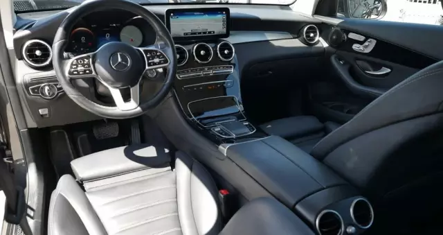 MERCEDES-BENZ GLC 300 e 4Matic 9G-TRONIC