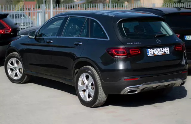MERCEDES-BENZ GLC 300 e 4Matic 9G-TRONIC