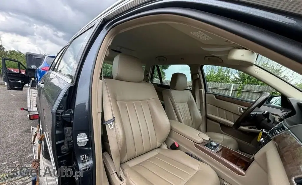 MERCEDES-BENZ Klasa E 