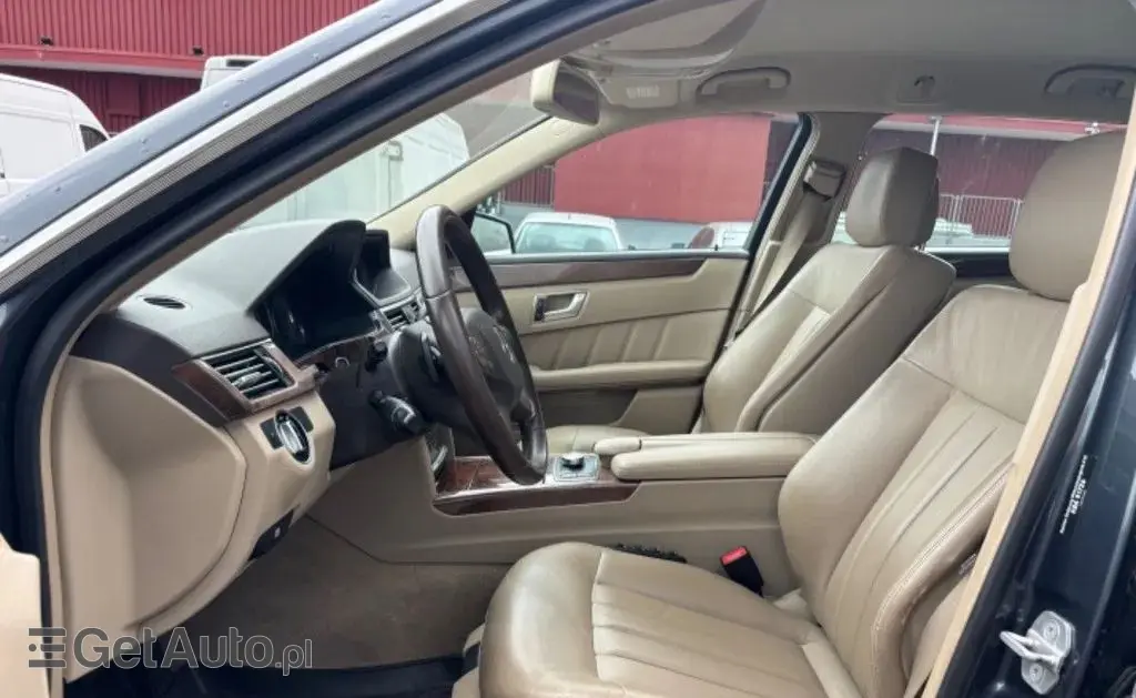 MERCEDES-BENZ Klasa E 