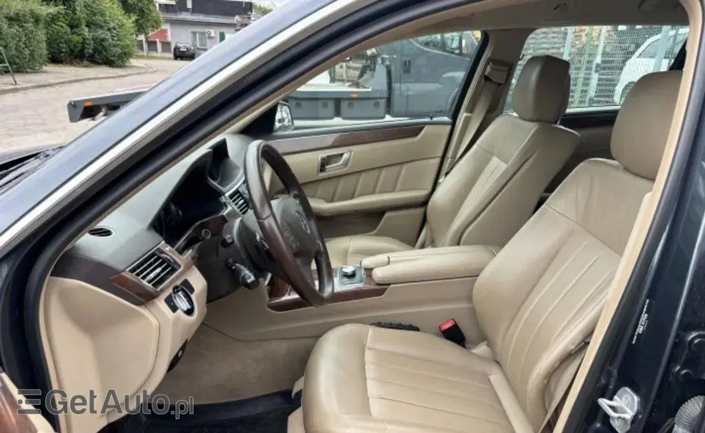 MERCEDES-BENZ Klasa E 