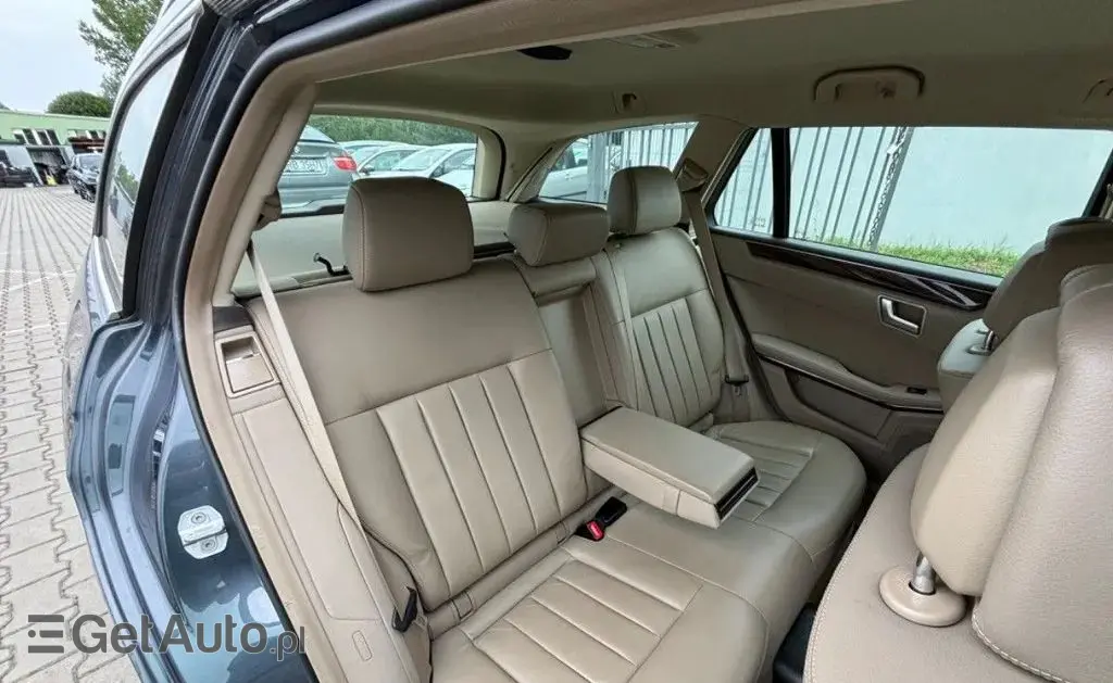 MERCEDES-BENZ Klasa E 