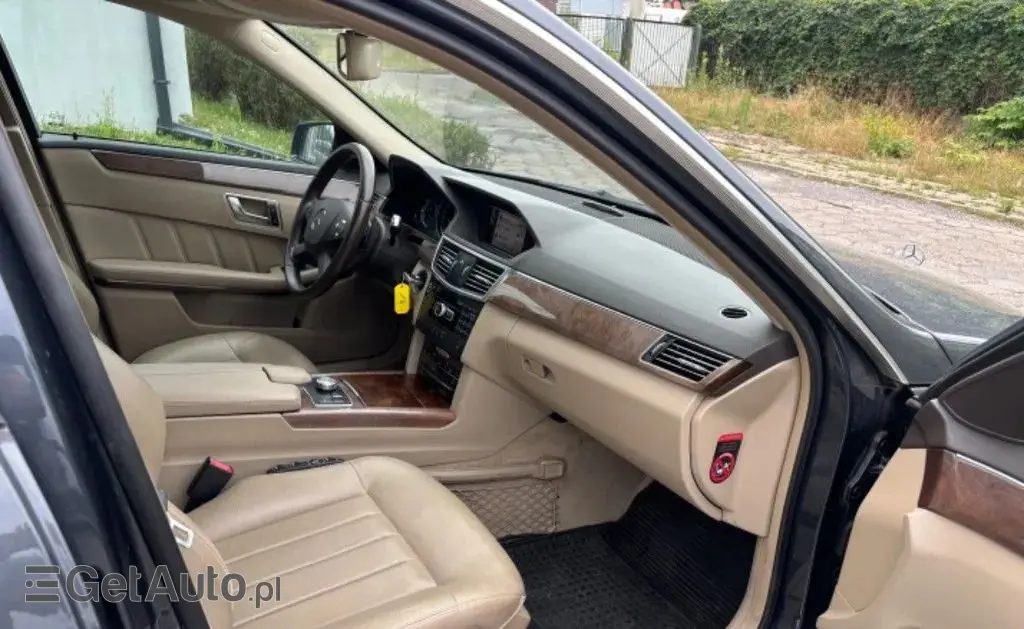 MERCEDES-BENZ Klasa E 