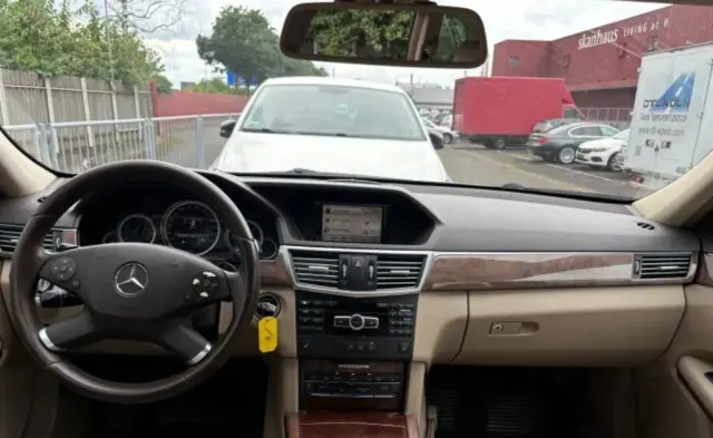 MERCEDES-BENZ Klasa E 