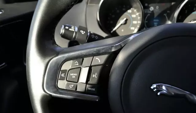 JAGUAR F-Pace 2.0t (250 KM) AWD Automatic