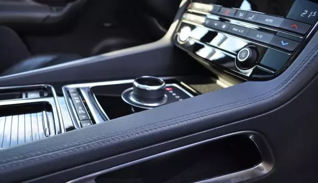 JAGUAR F-Pace 2.0t (250 KM) AWD Automatic