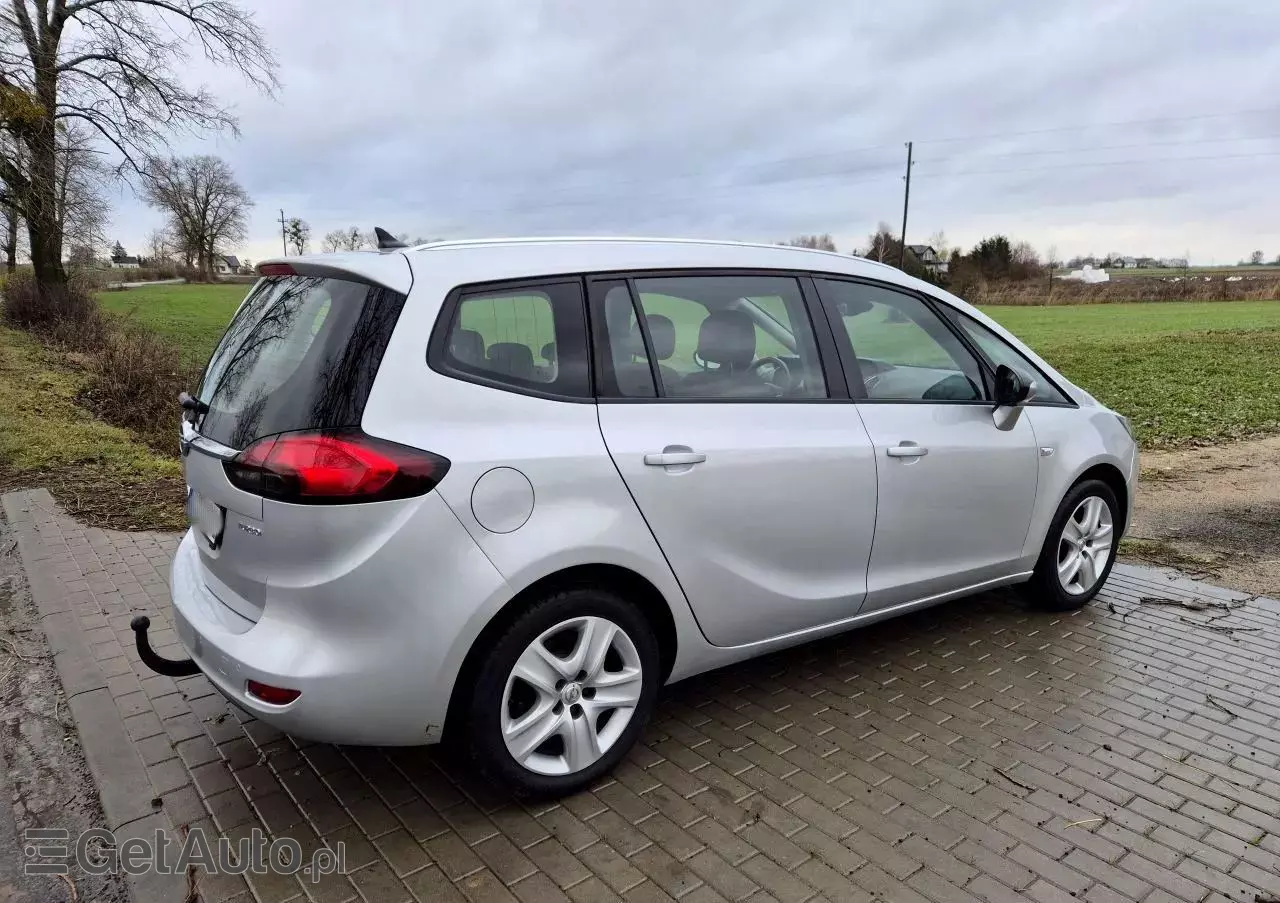 OPEL Zafira 