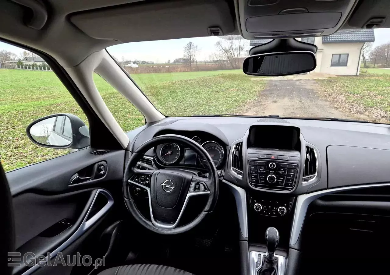 OPEL Zafira 