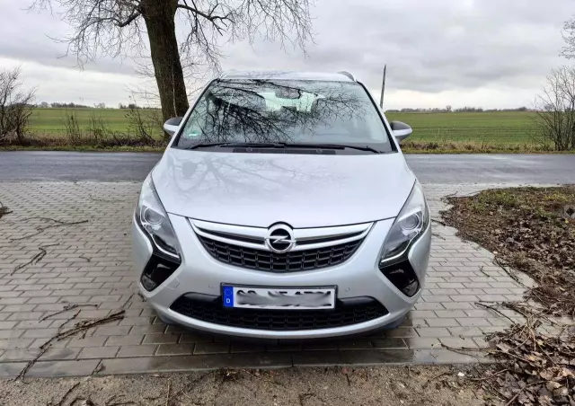 OPEL Zafira 