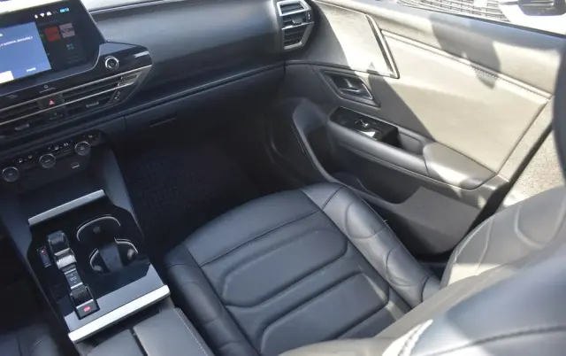 CITROËN C5X 1.6 PureTech Shine EAT8