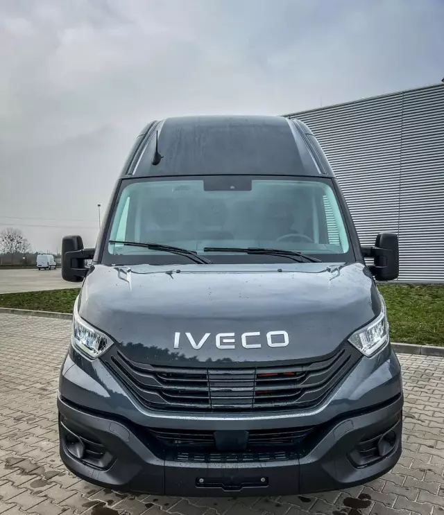 IVECO Daily 