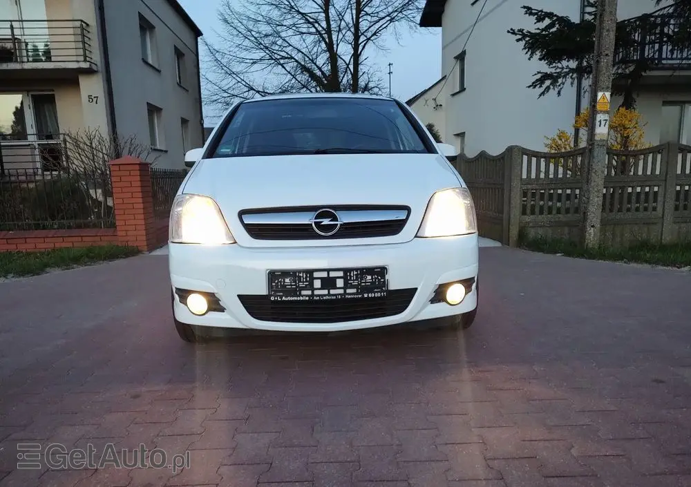OPEL Meriva 1.6 16V Selection 110 Jahre