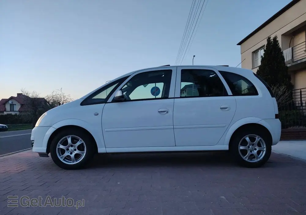 OPEL Meriva 1.6 16V Selection 110 Jahre