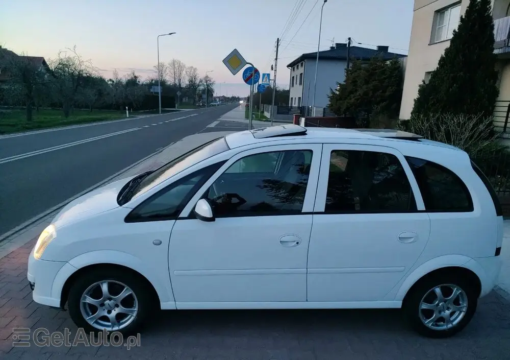 OPEL Meriva 1.6 16V Selection 110 Jahre