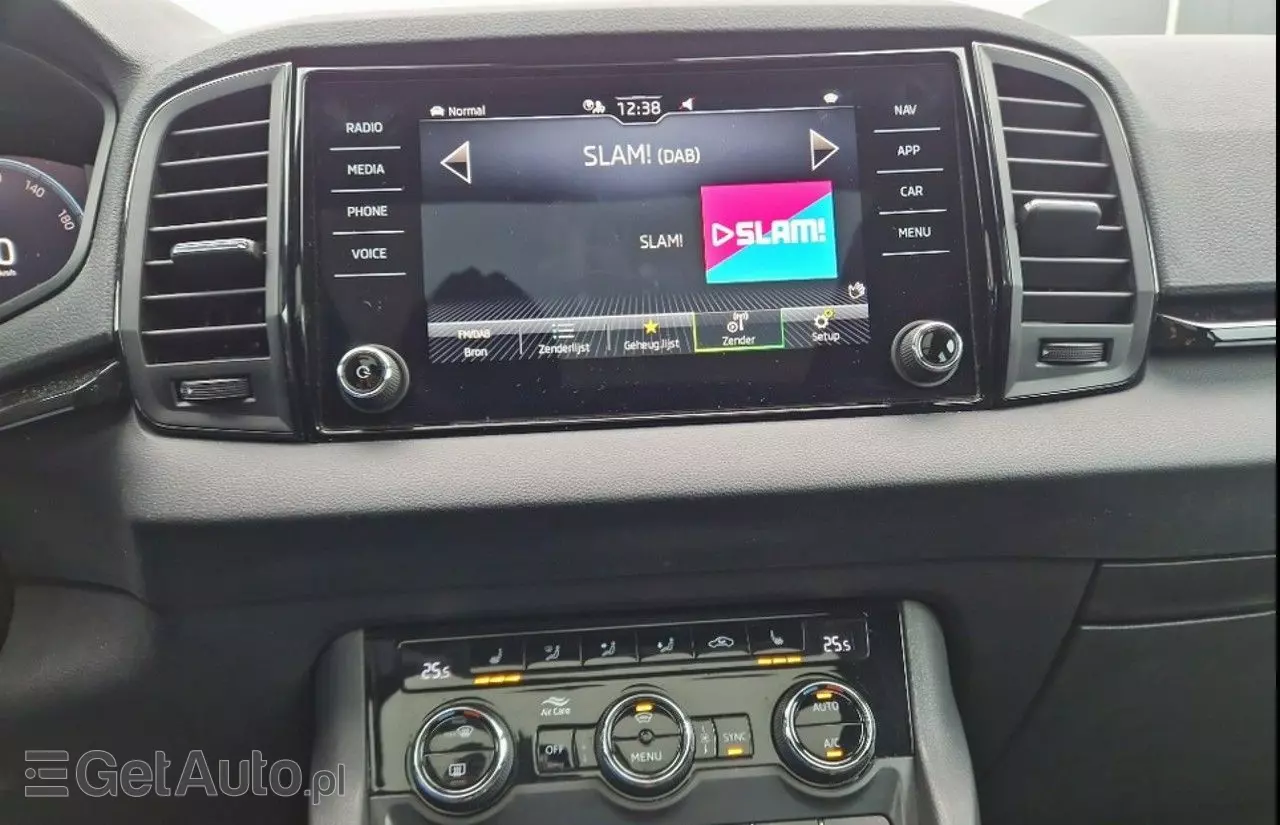 SKODA Karoq 1.5 TSI Sportline