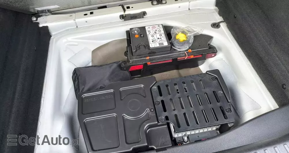 MERCEDES-BENZ GLA 200 7G-DCT Style