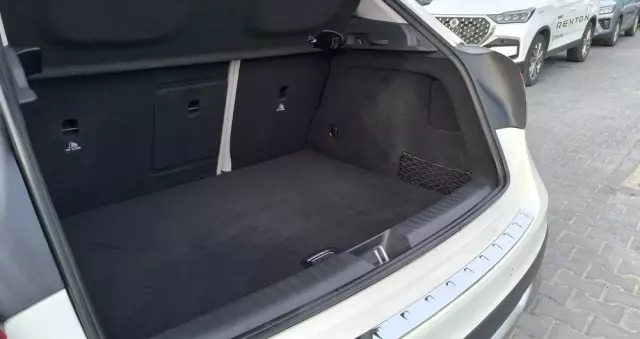 MERCEDES-BENZ GLA 200 7G-DCT Style