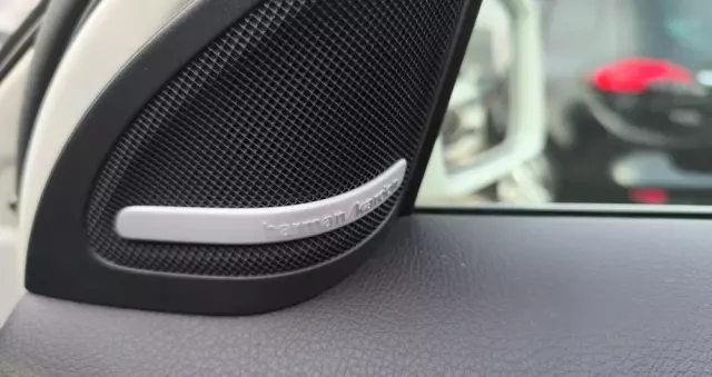 MERCEDES-BENZ GLA 200 7G-DCT Style