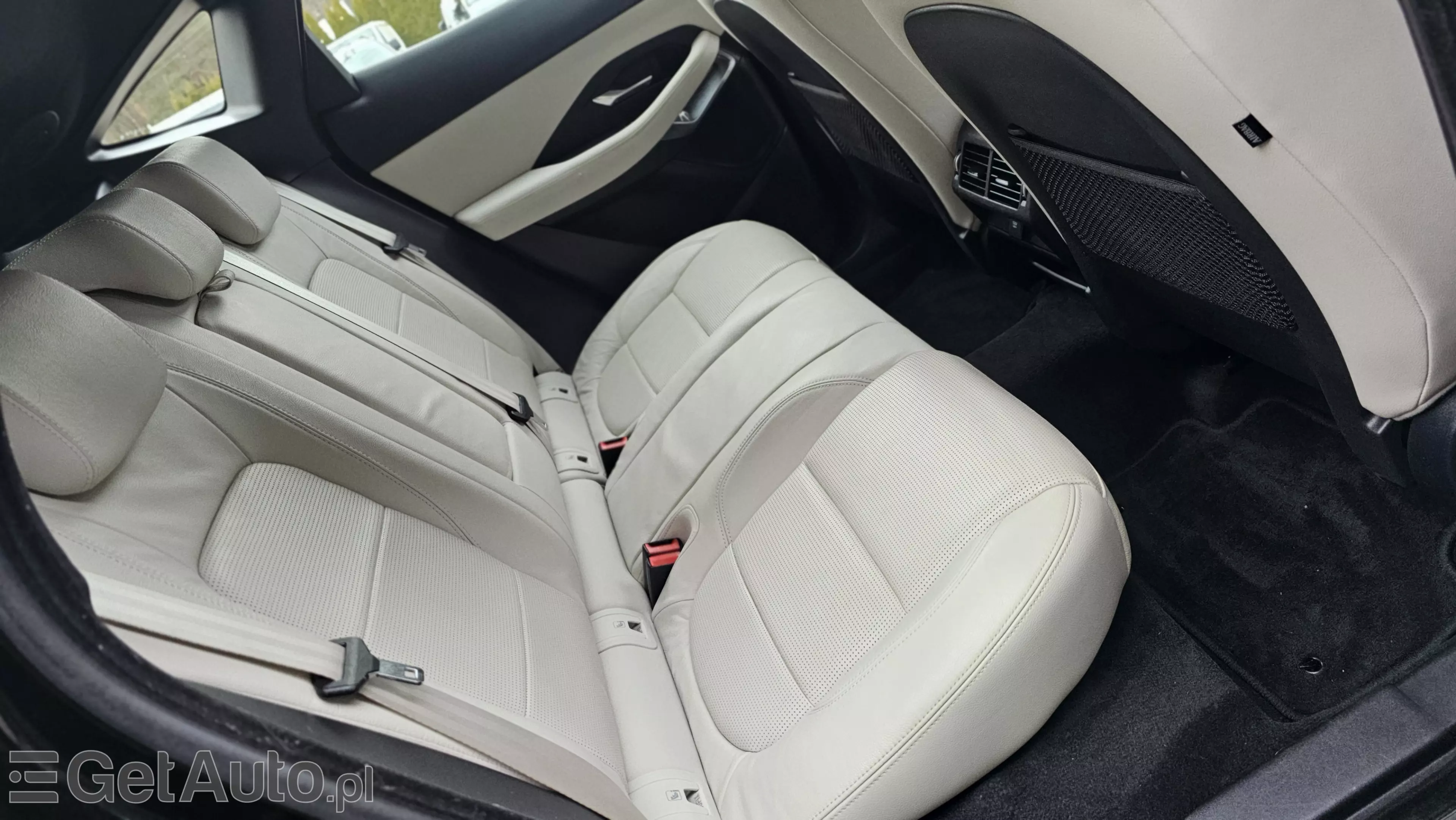 JAGUAR E-Pace R-Dynamic S