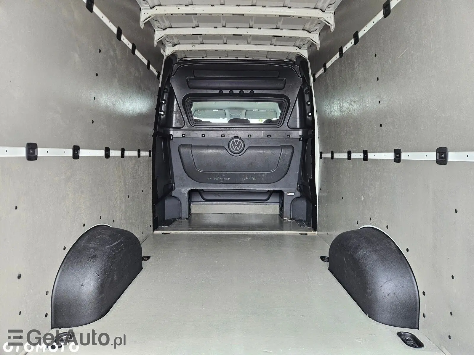 VOLKSWAGEN Crafter L