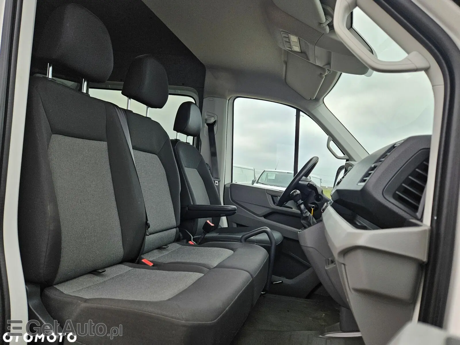VOLKSWAGEN Crafter L