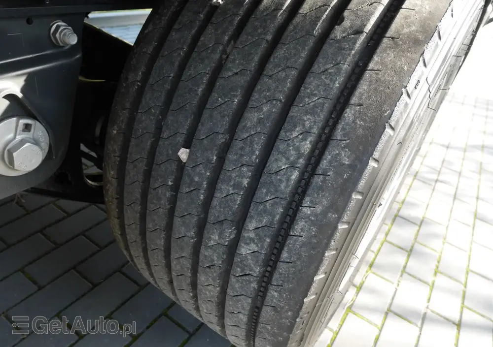 WIELTON MEGA/ OŚ PODNOSZONA/ STAN IDEALNY 