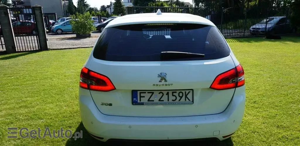 PEUGEOT 308 
