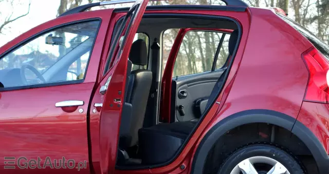 DACIA Sandero 1.6 MPI Stepway