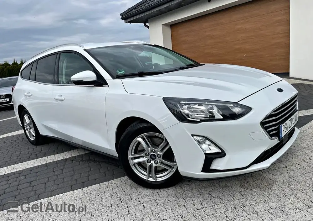 FORD Focus 1.5 EcoBlue Start-Stopp-System TITANIUM DESIGN