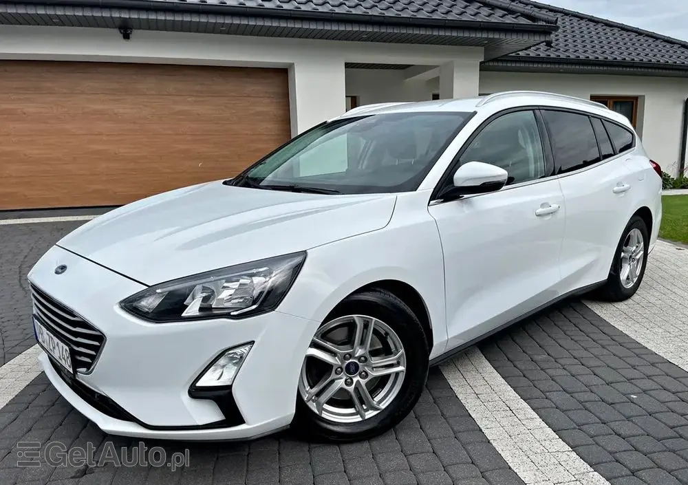 FORD Focus 1.5 EcoBlue Start-Stopp-System TITANIUM DESIGN