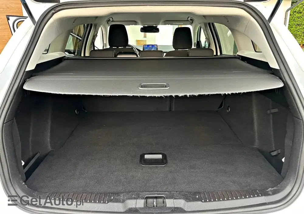 FORD Focus 1.5 EcoBlue Start-Stopp-System TITANIUM DESIGN