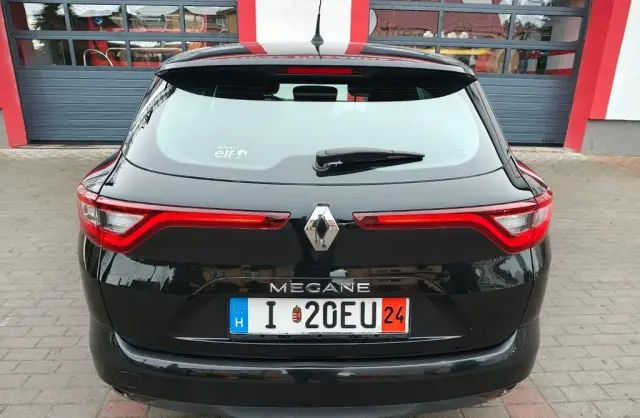 RENAULT Megane 