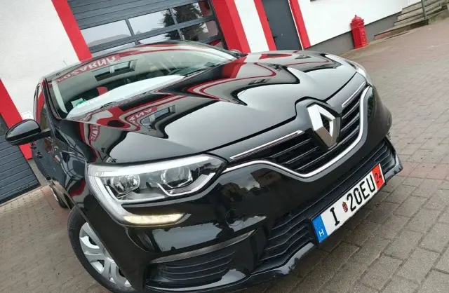 RENAULT Megane 