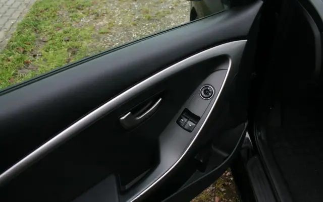 HYUNDAI I30 1.6 GDI Classic