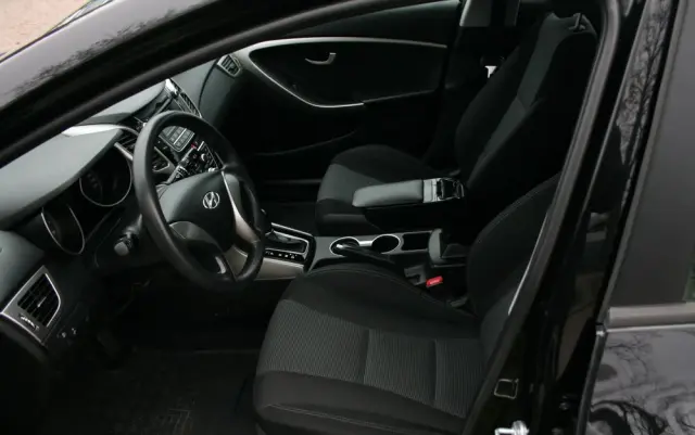 HYUNDAI I30 1.6 GDI Classic